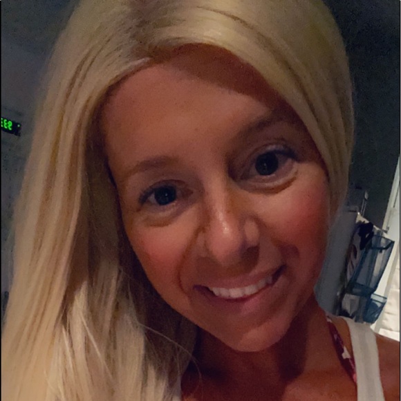 Meet your Posher, Serrah - Picture 1 of 1